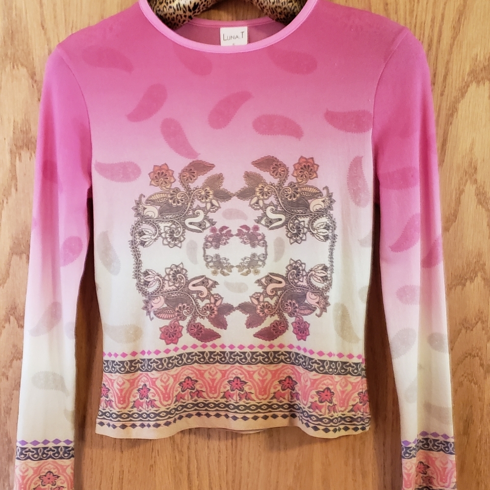 Luna T. Paisley top